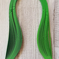 Graduated spring green to green - Crafty Wizard