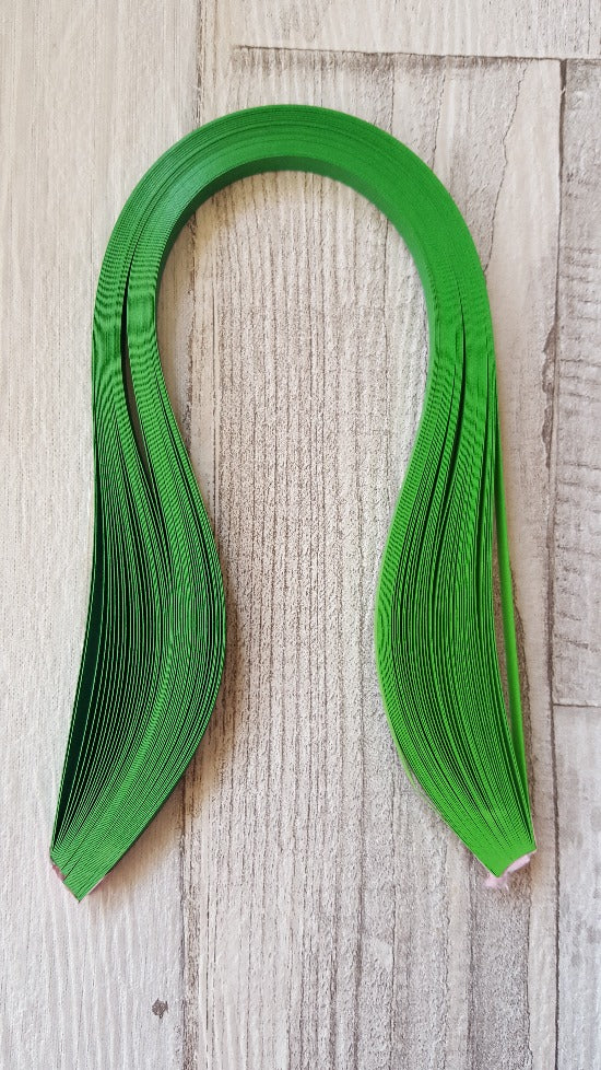Graduated spring green to green - Crafty Wizard